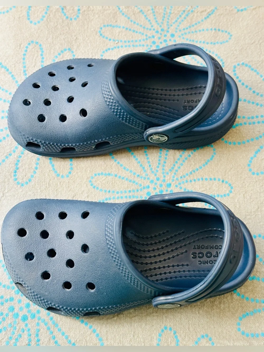 CROCS classic clog